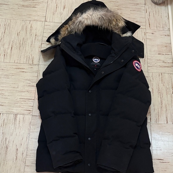 CANADA GOODE FUR HOOD Men's Black Puffer Jacket Size M - Picture 4 of 16